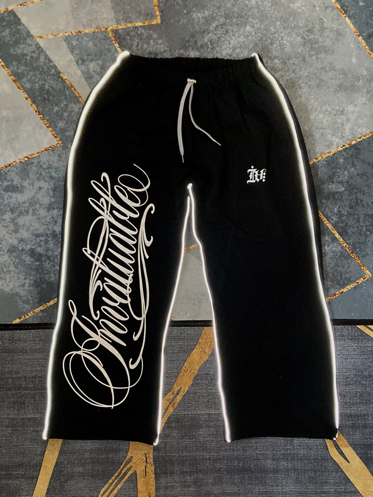 PANTALON OUT OF SERIES